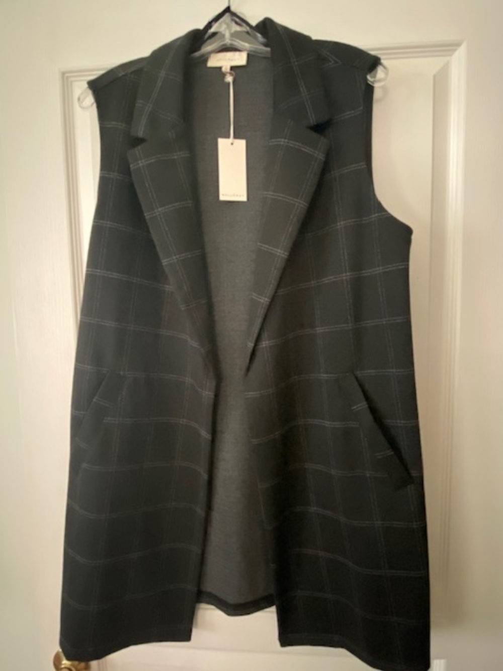 Melloday Vest black with checkered pattern Size Large